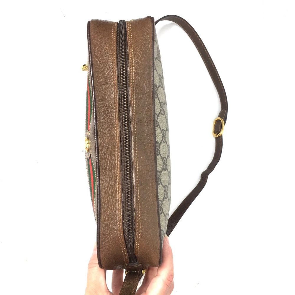 Authentic Gucci brown monogram coated canvas crossbody bag - Picture 9 of 16